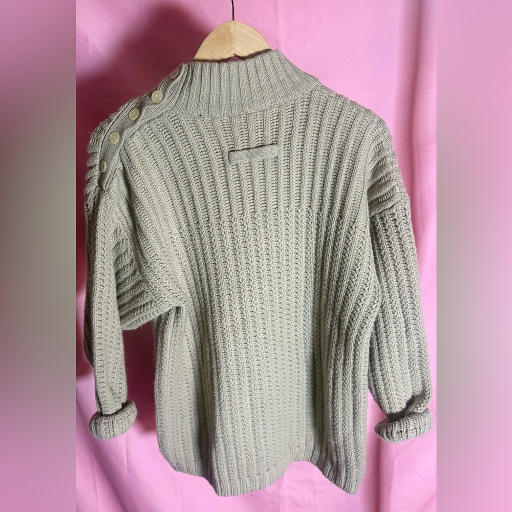 Cozy Chunky Ribbed Knit Sweater Size L - Picture 2 of 5